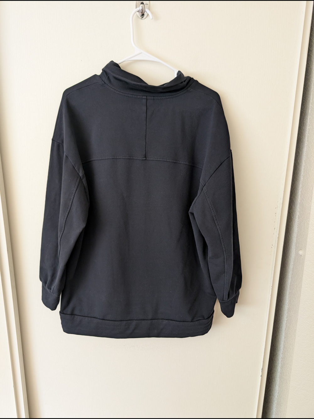 Varley Womens Large Funnel Neck Sweatshirt Black Activewear Athleisure Workout - Picture 5 of 7